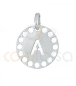 Pingente letra A com círculos cortados 14 mm de prata 925